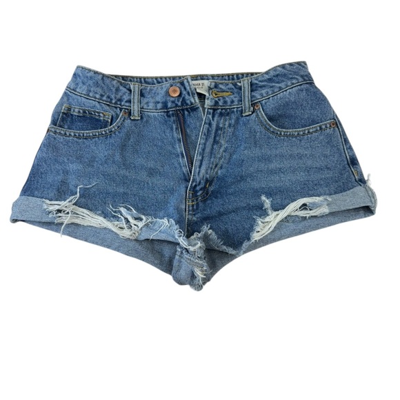Forever 21 .  Blue High-Waisted Jean Shorts - Picture 1 of 8